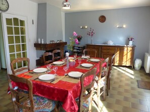 Dining - Gîtes de France® - Gîte de Marine (PETIT CAUX)