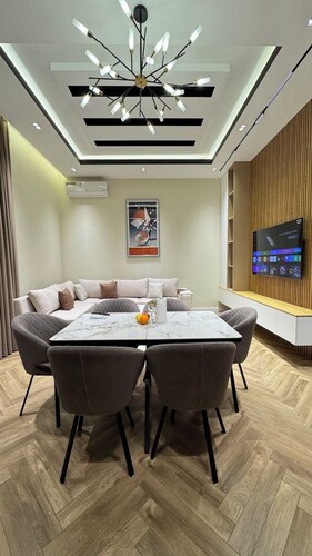 Cozy Modern Infinity Apartment delightful Central Tashkent with WIFI, AC, Luxury