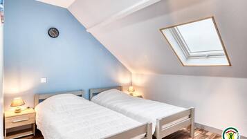 3 bedrooms, travel cot, free WiFi