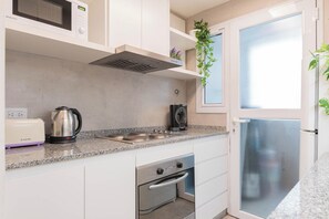 Departamento, 3 habitaciones | Cocina privada