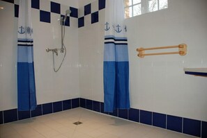 Shower - Gîtes de France® - Sea (SASSETOT LE MAUCONDUIT)