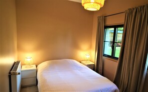 4 bedrooms, travel cot, free WiFi - Gîtes de France ® - Gîte du Domaine de Grosmesnil (COTTEVRARD)