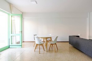 Interior - Apartment in the city center. Very bright and functional. (ACF)