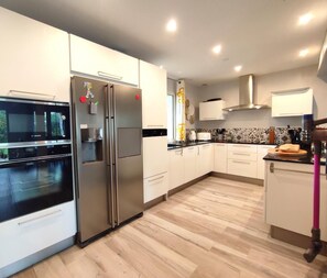 Private kitchen - Gîtes de France® - The Gateway to Aval   (VILLAINVILLE)