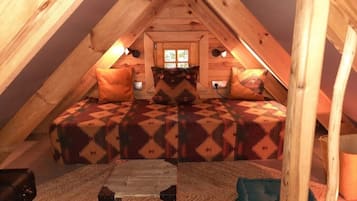 1 bedroom, travel cot, free WiFi