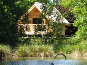 Exterior - Gîtes de France® - Cabane de la Caroline (ST GILLES DE LA NEUVILLE)
