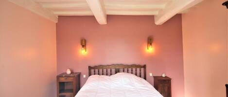 3 chambres, lit parapluie