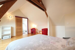 1 bedroom, travel cot, free WiFi - Gîtes de France® - The little terrace (HEUQUEVILLE)