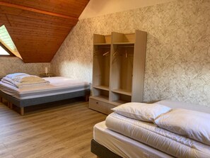 5 dormitorios, cuna de viaje, wifi gratis