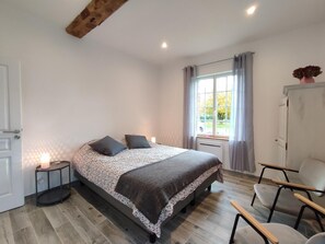 6 多间卧室、旅行婴儿床、免费 WiFi