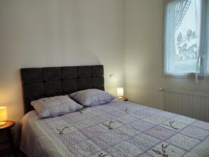 3 多间卧室、旅行婴儿床、免费 WiFi