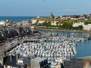 Marina - Gîtes de France® - La Clef des Champs (SAUCHAY LE HAUT)