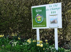 Exterior detail - Gîtes de France® - La Clef des Champs (SAUCHAY LE HAUT)
