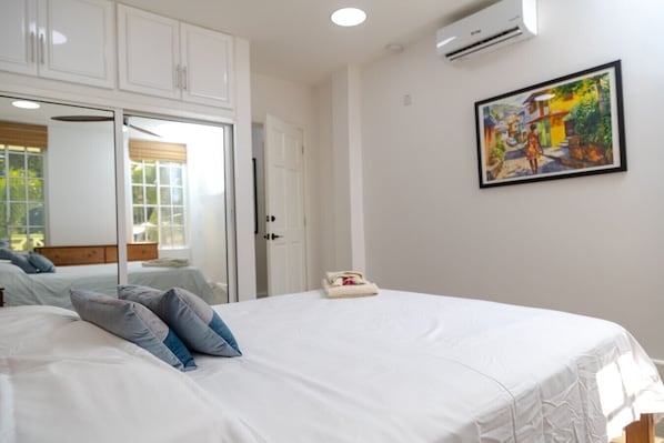 2 chambres, fer et planche à repasser, Wi-Fi gratuit, draps fournis