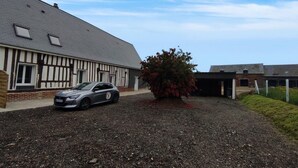 Property grounds - Gîtes de France® - Le petit peret (CROPUS)