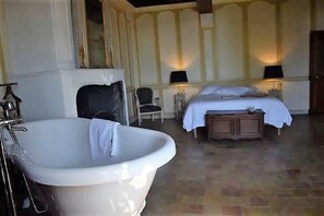 5 habitaciones y wifi gratis 