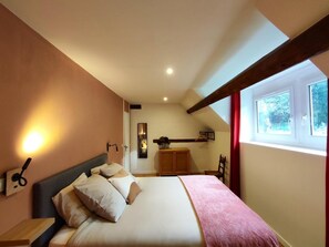 3 habitaciones, cuna de viaje y wifi gratis 