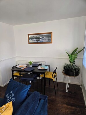 Dining - West Winds Featherstone in Wolverhampton (Wolverhampton)