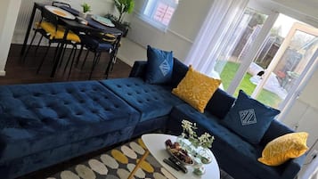 Rumah | Area keluarga | TV