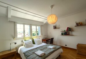 2 habitaciones, cuna de viaje y wifi gratis 