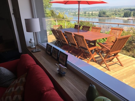 Interior. Gîtes de France® - Vue Seine - Panorama Gîte