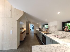 Fridge, microwave, oven, stovetop - Gîtes de France® - Marguerite (SAINTE MARGUERITE SUR MER)