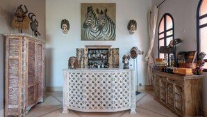 Lobby - Luxury villa, pool, spa and 5-star sercice (Makinat Sridi)