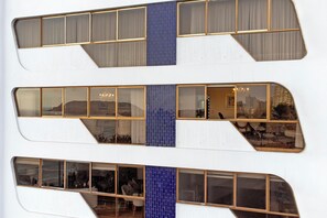 Exterior detail - Elegant Ocean view apartment in fabulous Miraflores with in Marriot's location. (Miraflores)