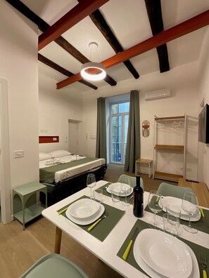 Deluxe Apartment, City View - Sansepolcro33  (Naples)