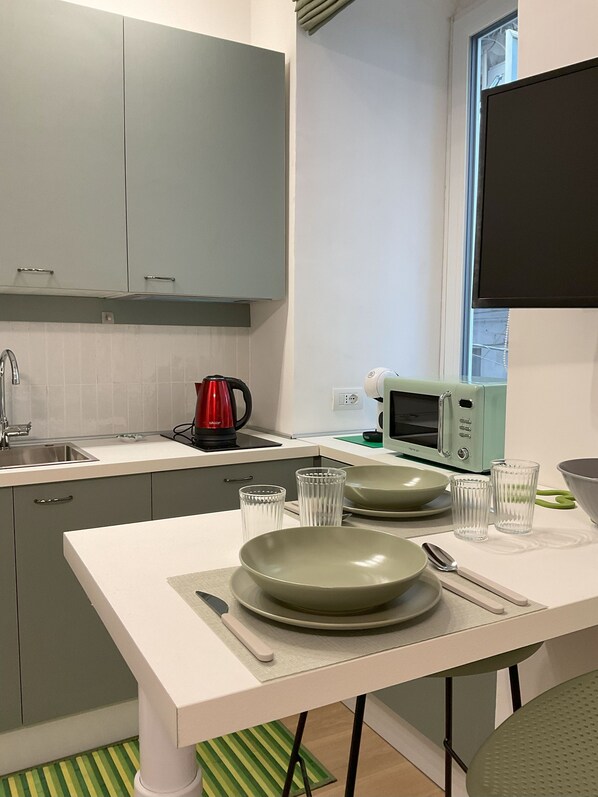 Studiosvit Comfort | 1 sovrum, gratis produkter i minibar och vÀrdeförvaringsskÄp pÄ rummet