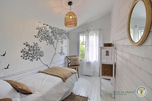 2 chambres, fer et planche à repasser, Wi-Fi gratuit, draps fournis
