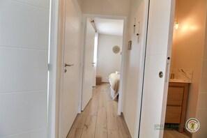 2 habitaciones, wifi gratis y ropa de cama