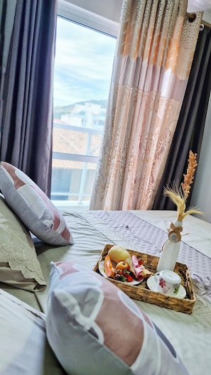 1 chambre, fer et planche à repasser, Wi-Fi gratuit, draps fournis