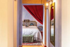 1 室のベッドルーム、WiFi (無料)、ベッドシーツ