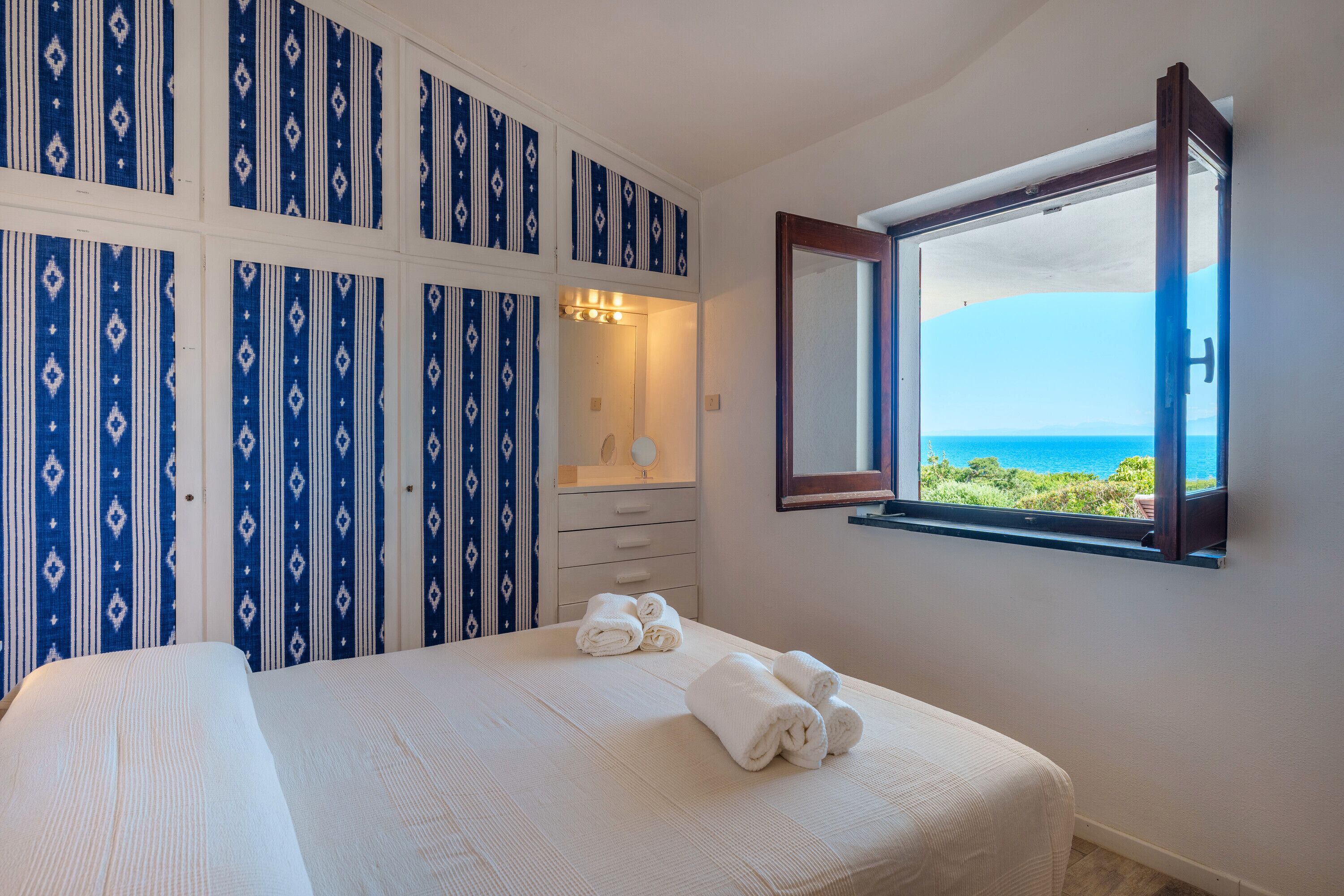 4 camere, ferro/asse da stiro, Wi-Fi gratuito, lenzuola