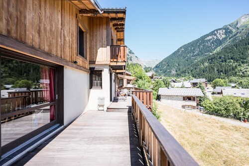 Chalet 'Le Tougne' with Mountain View, Private Terrace and Balcony
