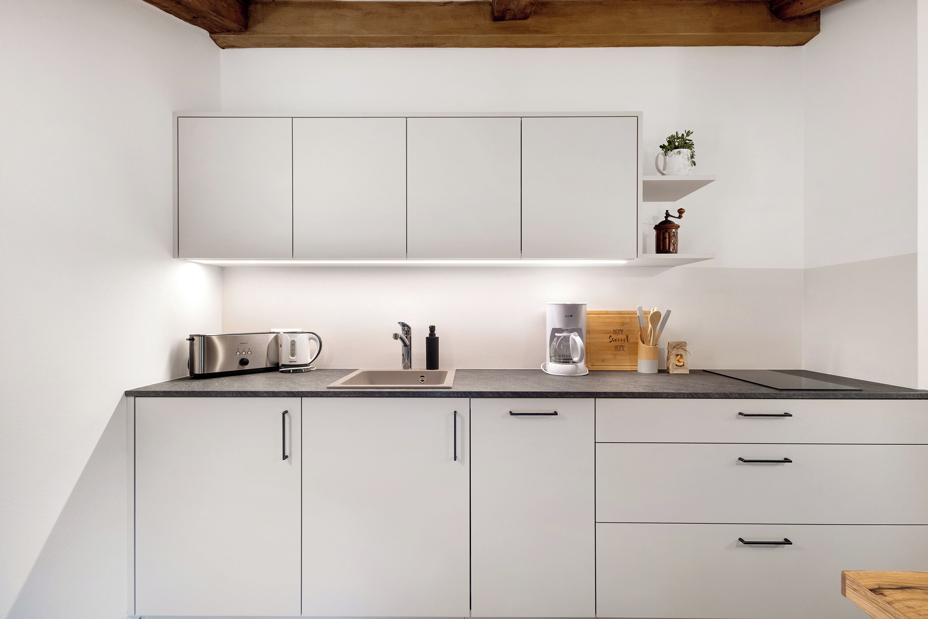 Kühlschrank, Herdplatte, Geschirrspüler