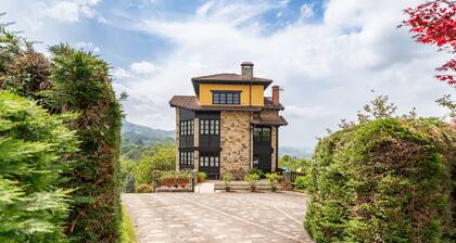 Holiday Home 'Rodiles De Matisón' with Mountain View, Private Pool and Wi-Fi