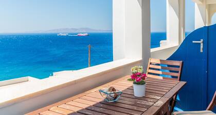 Holiday Home 'Ammos Tinos' with Sea View, Shared Terrace and Wi-Fi