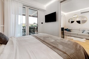 2 chambres, fer et planche à repasser, Wi-Fi gratuit, draps fournis