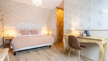 3 makuuhuonetta, silitysrauta/-lauta, ilmainen Wi-Fi, vuodevaatteet