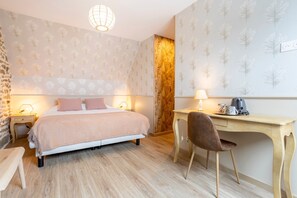 3 makuuhuonetta, silitysrauta/-lauta, ilmainen Wi-Fi, vuodevaatteet