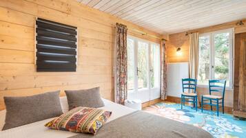 1 camera, ferro/asse da stiro, Wi-Fi gratuito, lenzuola