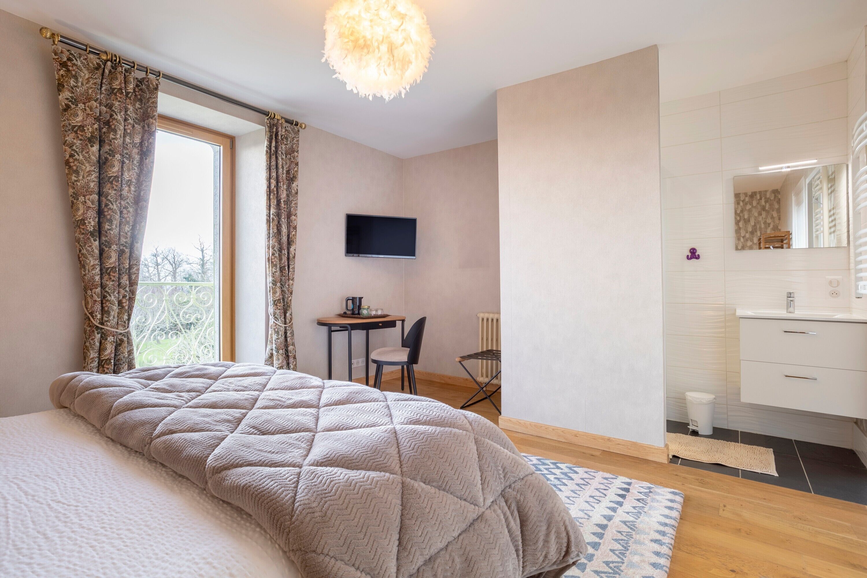 1 bedroom, iron/ironing board, free WiFi, bed sheets