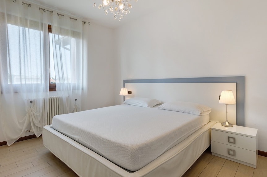 Ferienwohnung 'Casa Vacanze Da Ricky' Mit Gemeinschaftspool, Wlan & Klimaanlage - Peschiera del Garda