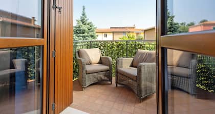 Holiday Home 'Casa Vacanze Da Ricky' with Shared Pool, Wi-Fi and Air Conditioning