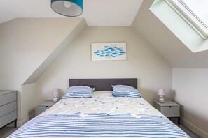 2 Schlafzimmer, Bügeleisen/Bügelbrett, kostenloses WLAN, Bettwäsche