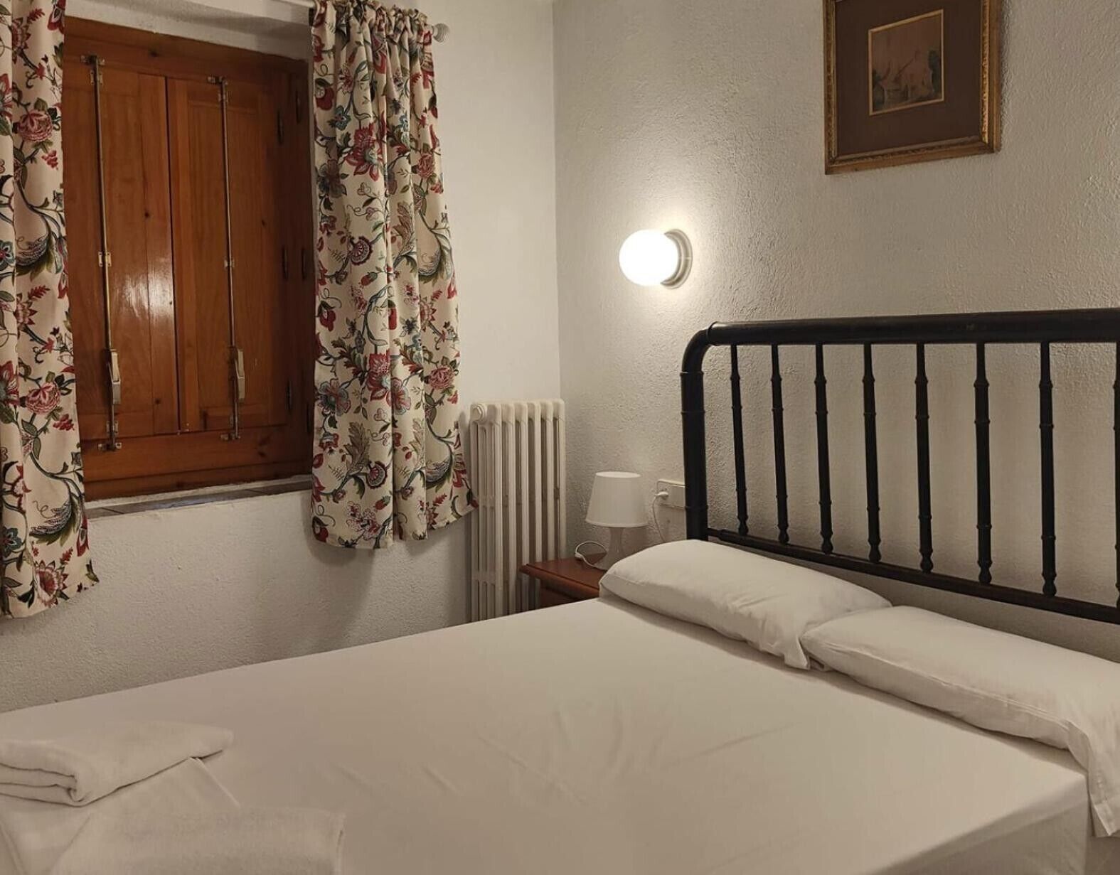 3 habitaciones, wifi gratis y ropa de cama 