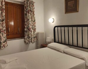 3 habitaciones, wifi gratis, ropa de cama y acceso para silla de ruedas 