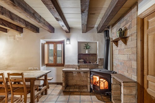 Country House 'Subiraneta' with Mountain View, Private Pool and Wi-Fi